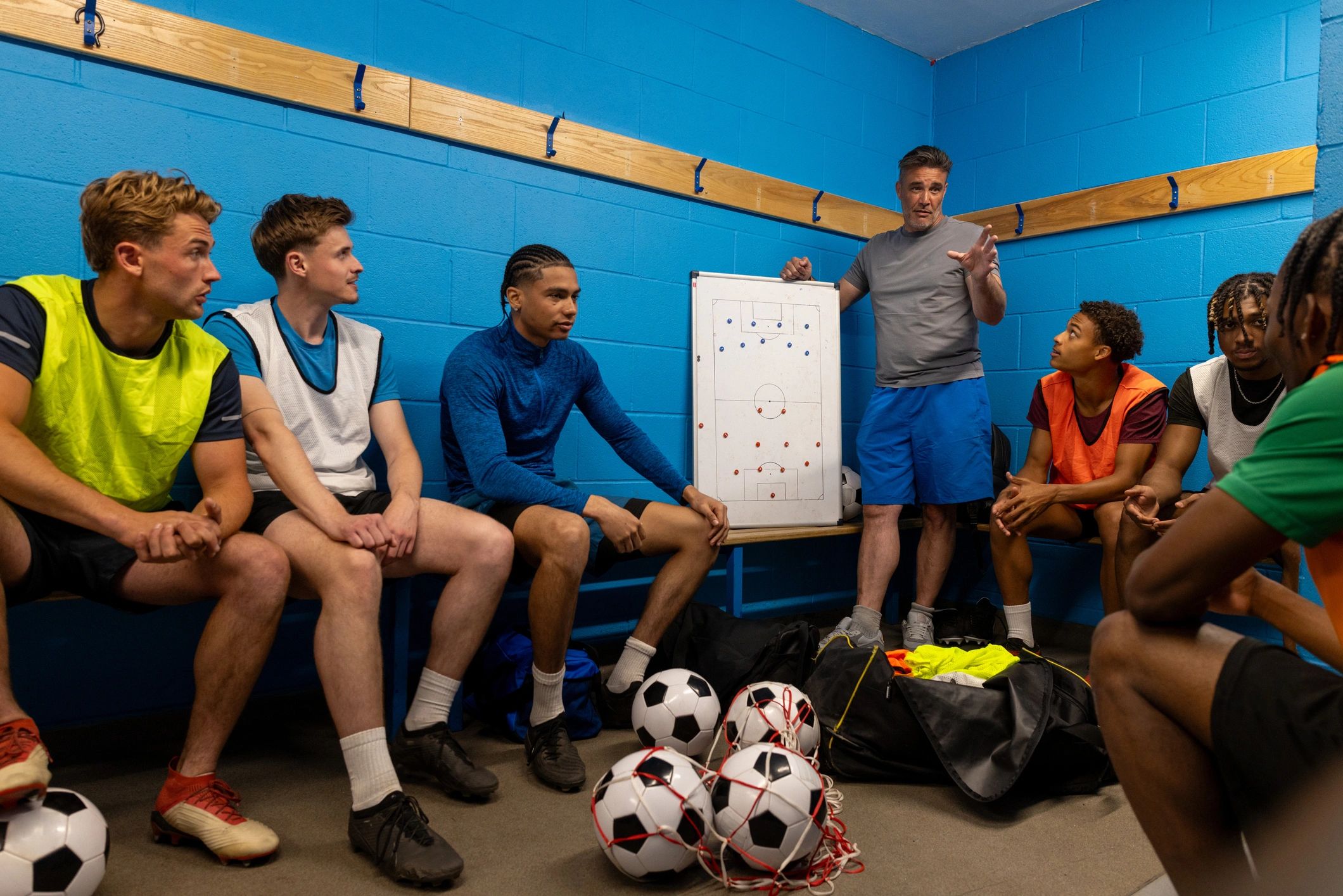 Football team planning before a game